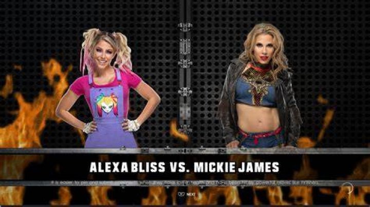 Alexa Bliss v Mickie James TLC 2017 Cropped