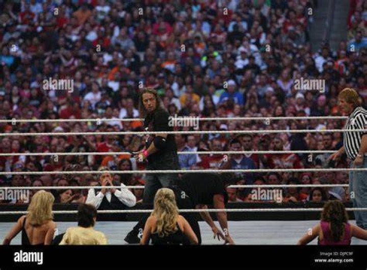 Bret Hart Reflects On His Wrestlemania 26 Match