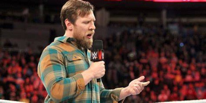 Daniel Bryan Retires 2016 Cropped