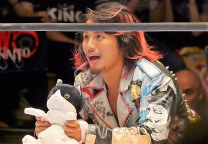 Hiromu Takahashi with Daryl Takahashi
