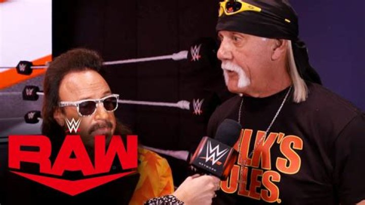 Hulk Hogan and Jimmy Hart arena