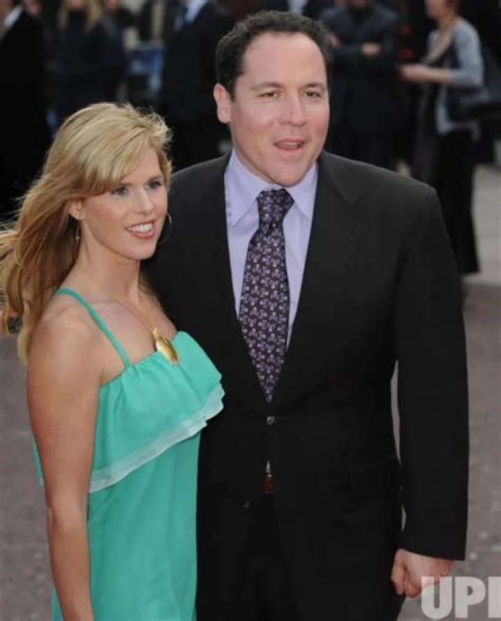 Jon Favreau Net Worth, Age, Height, Wife, Family, Wiki 2024