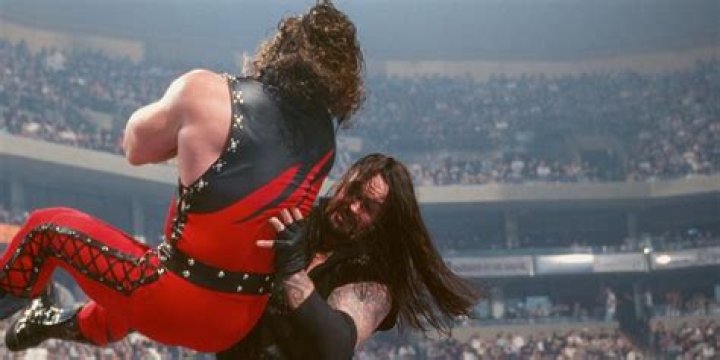 Kane v Undertaker WrestleMania 14 Cropped-1
