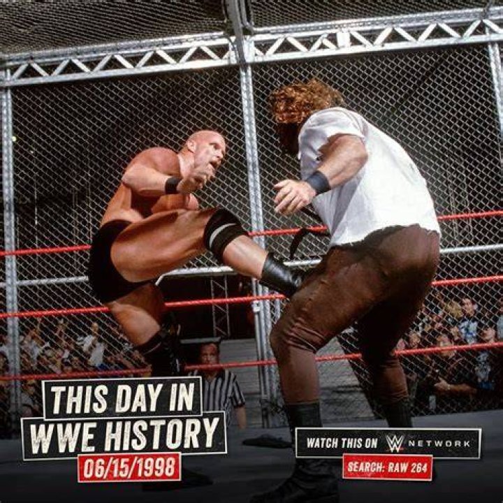 Steve Austin VS Undertaker 1998