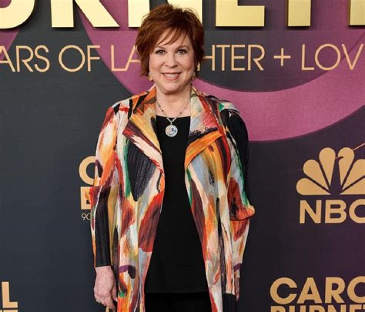 Vicki Lawrence Net Worth, Age, Height, Husband, Family, Wiki 2024