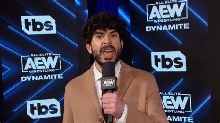 World-Class Wrestler Officially Signing at Full Gear